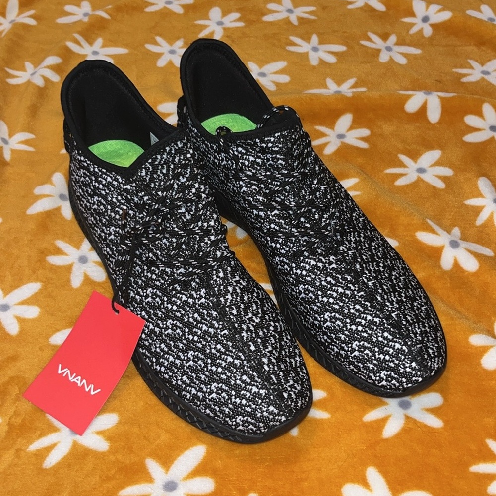 🖤SOLD ONⓂ️🖤VNANV Men’s Black & White Athletic Slip-On Shoes Casual Athleisure - Picture 3 of 13